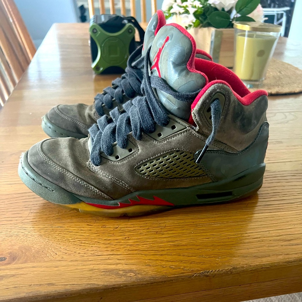 Youth 7Y Nike Air Jordan V 5 Retro Camo (GS) Grey/Dark Stucco-Red 440888 051